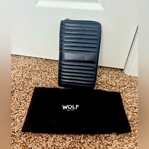Wolf leather jewelry case. Brand new.